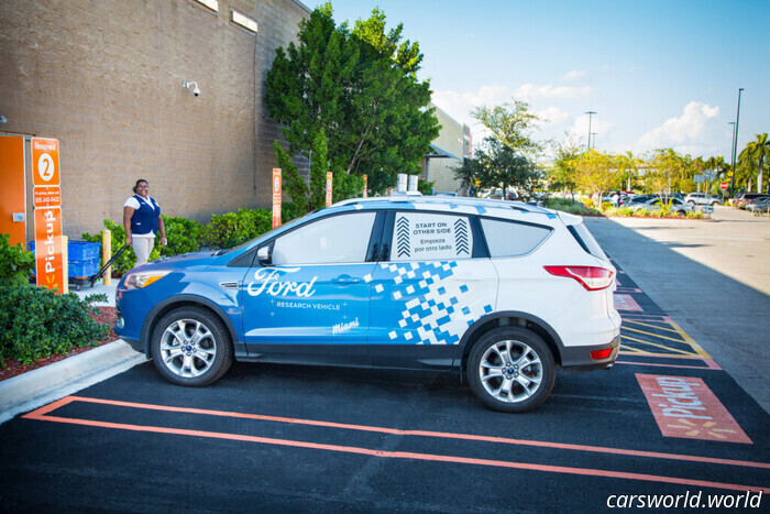Walmart Toma Medidas Enérgicas Contra Los Aparcadores A Largo Plazo Con Multas Y Remolque | Carscoops